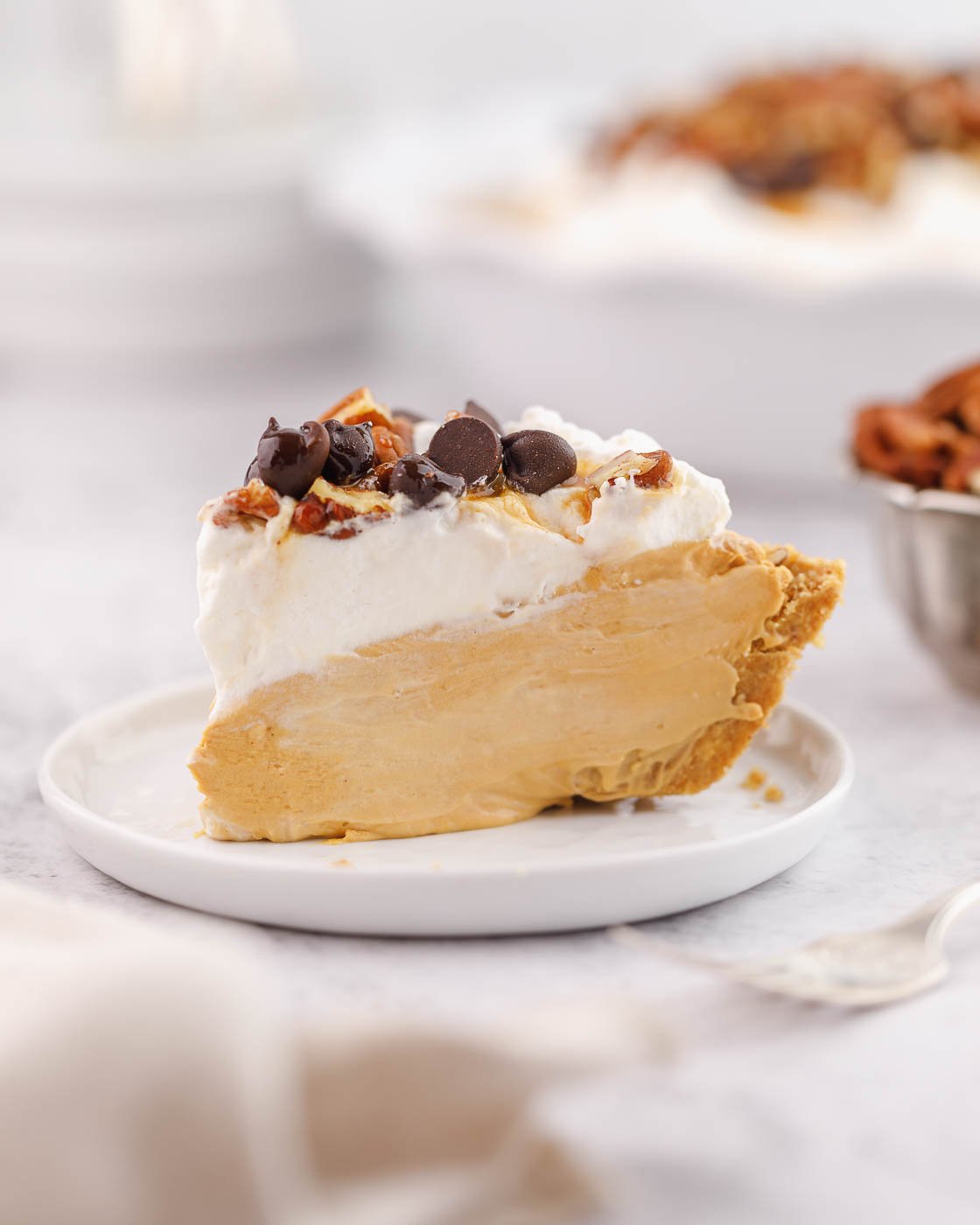Simple Caramel Cream Pie (no bake)