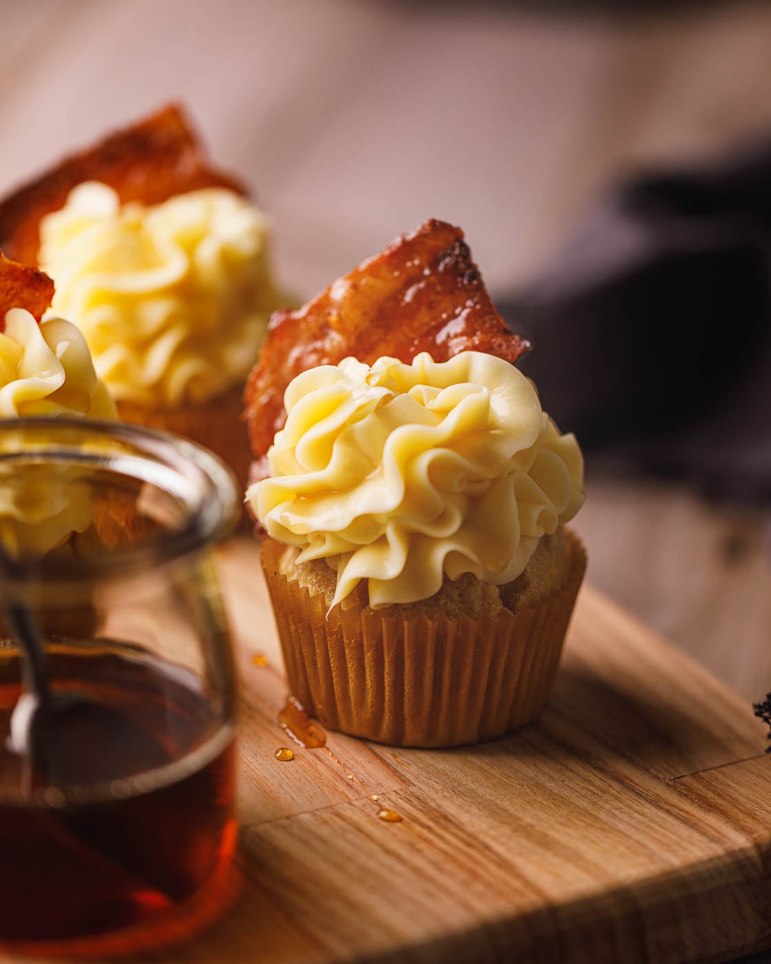 Maple Bacon Cupcakes with Maple bacon frosting