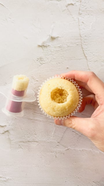 Strawberry and Vanilla Cupcakes10