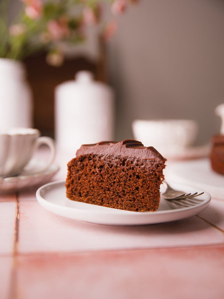 The best moist Chocolate Ganache Cake