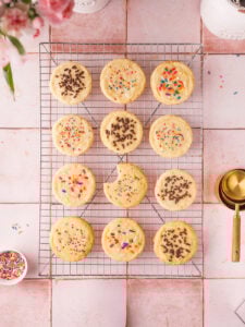 Easy 3-ingredient sugar cookie recipe