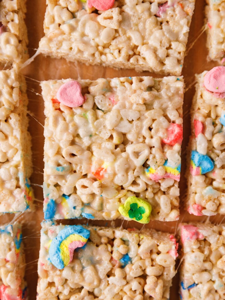 Easy Lucky Charms Rice Krispie Treats Recipe