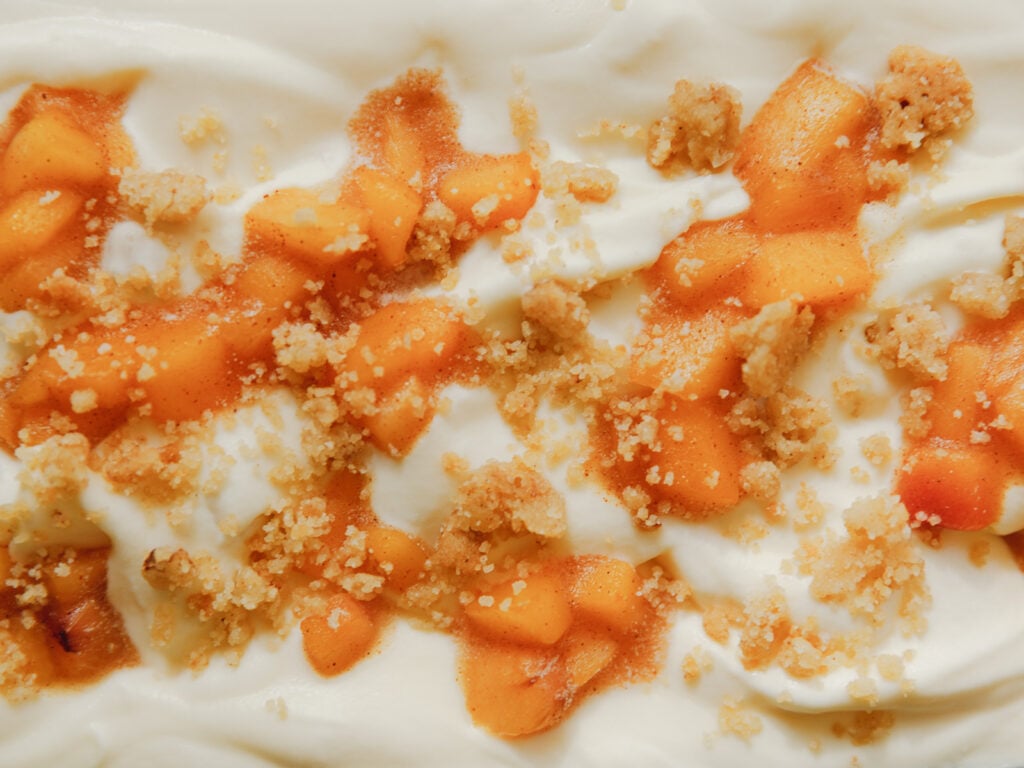 No-Churn Peach Cobbler Ice Cream with Buttery Crumble