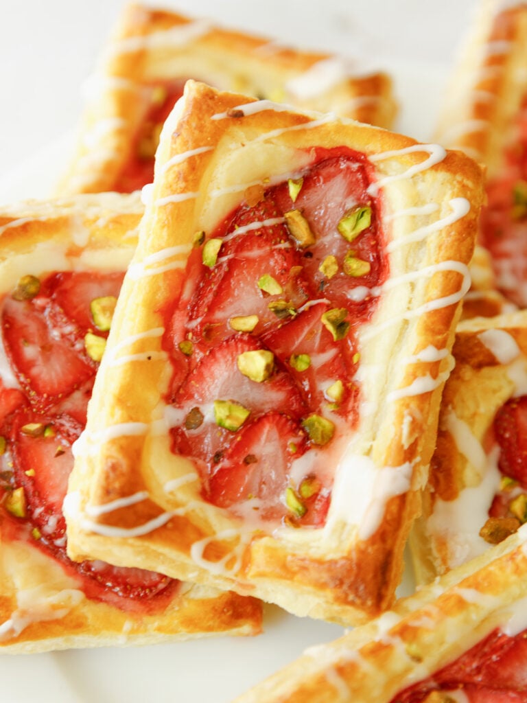 Easy Cream Cheese Strawberry Danish (Flaky & Creamy)